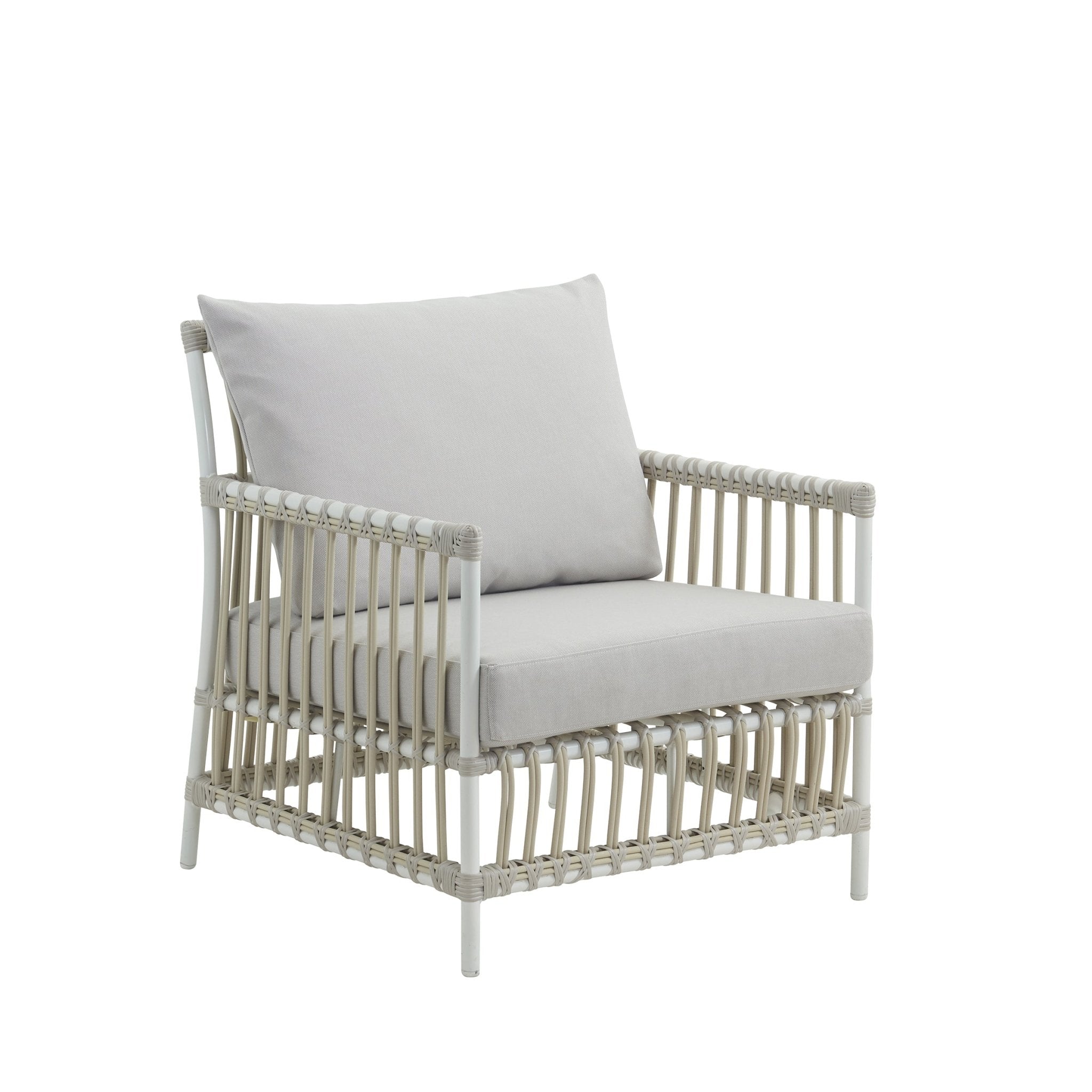 Caroline Lounge Chair - Exterior